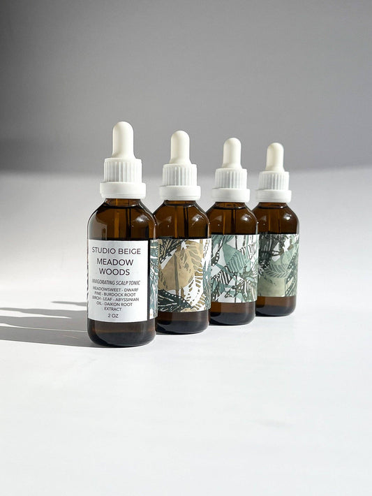 STUDIO BEIGE MEADOW WOODS invigorating scalp & hair tonic