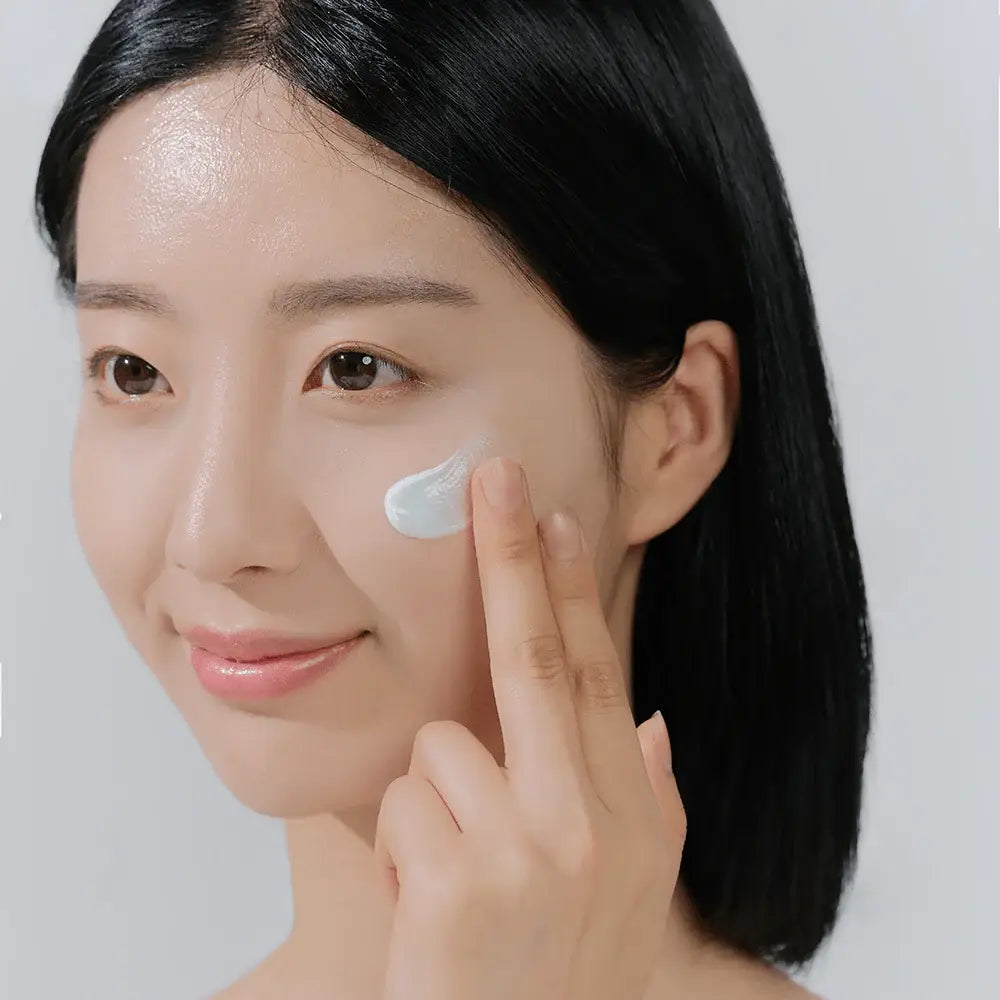 SKIN 1004 Madagascar Centella Hyalu-Cica Sunscreen SPF