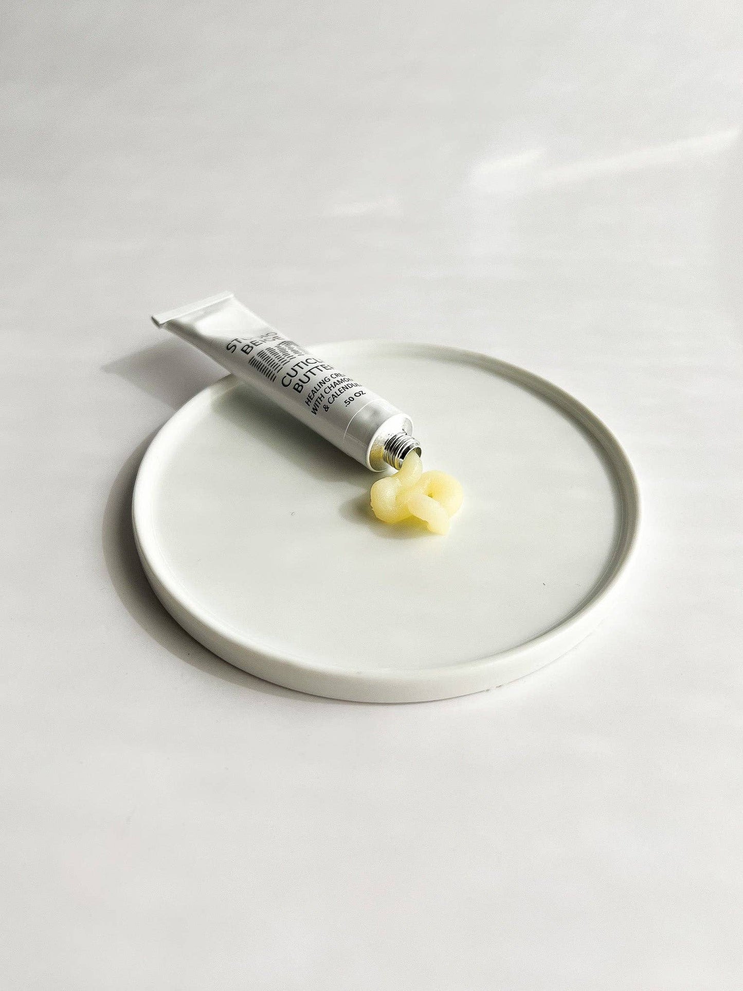 STUDIO BEIGE CUTICLE BUTTER
