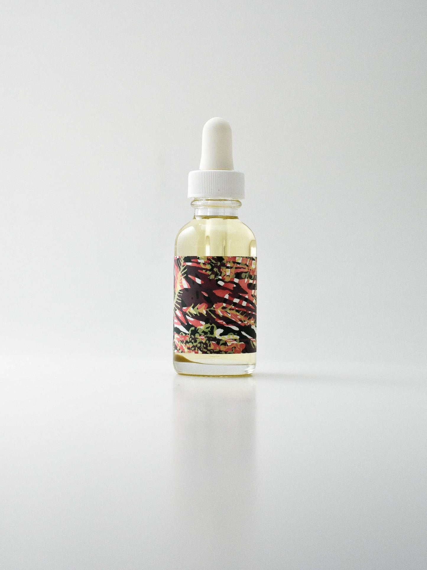 STUDIO BEIGE WATERMELON & MORINGA soothing face oil with watermelon oil